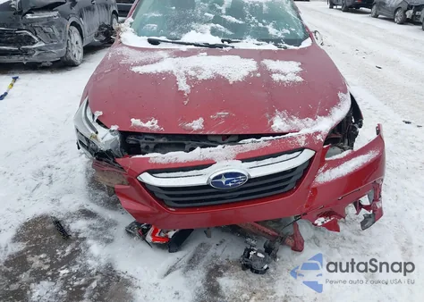 2021 Subaru Legacy Premium z USA, uszkodzony, nr VIN 4S3BWAC61M3009808